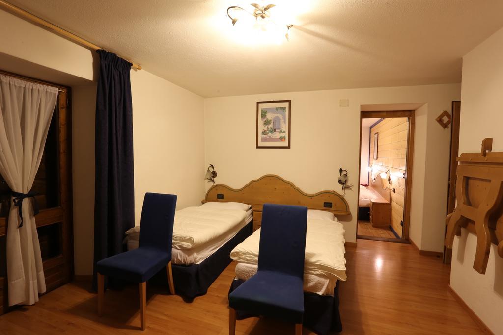 Albergo Centrale Forni di Sopra Habitación foto